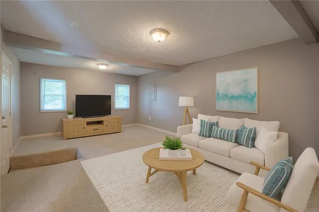 $198,000 | 724 North 80 Place, Kansas City, KS 66112