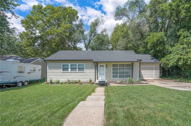 $198,000 | 724 North 80 Place, Kansas City, KS 66112