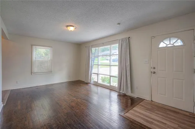 $198,000 | 724 North 80 Place, Kansas City, KS 66112