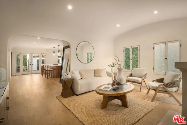 $13,000 | 8817 Ashcroft Avenue, West Hollywood, CA 90048