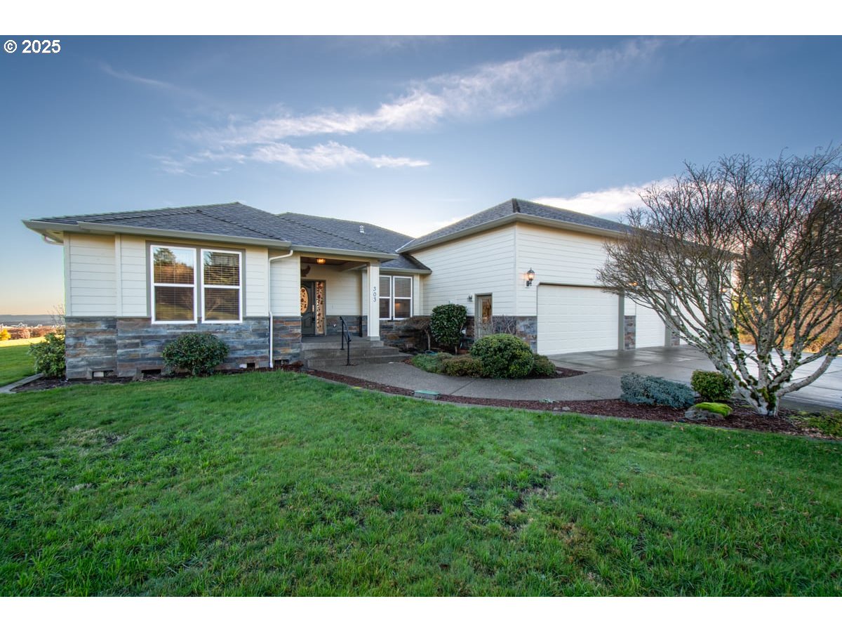 303 Varsity Road Kalama, WA 98625 - Photo 1 of 47 Gallery Image 1