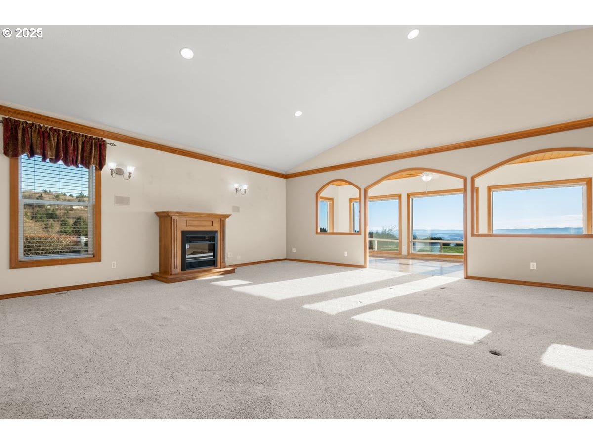 303 Varsity Road Kalama, WA 98625 - Photo 11 of 47 Gallery Image 11