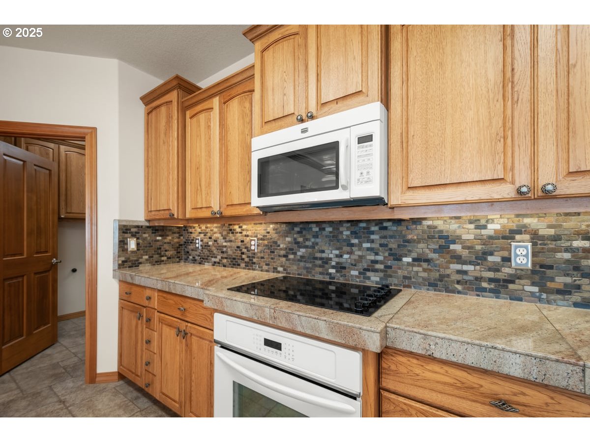 303 Varsity Road Kalama, WA 98625 - Photo 22 of 47 Gallery Image 22