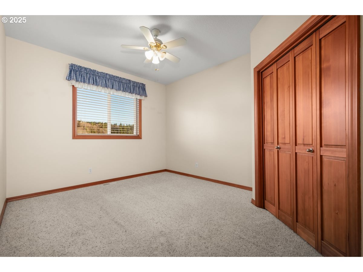 303 Varsity Road Kalama, WA 98625 - Photo 41 of 47 Gallery Image 41
