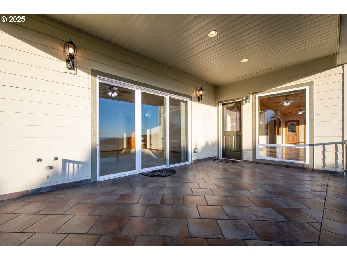 303 Varsity Road Kalama, WA 98625 - Photo 46 of 47 Gallery Image 46