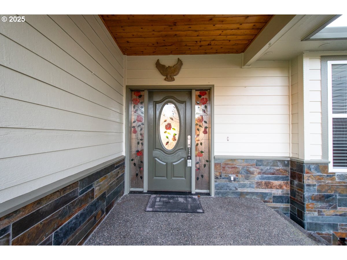 303 Varsity Road Kalama, WA 98625 - Photo 5 of 47 Gallery Image 5
