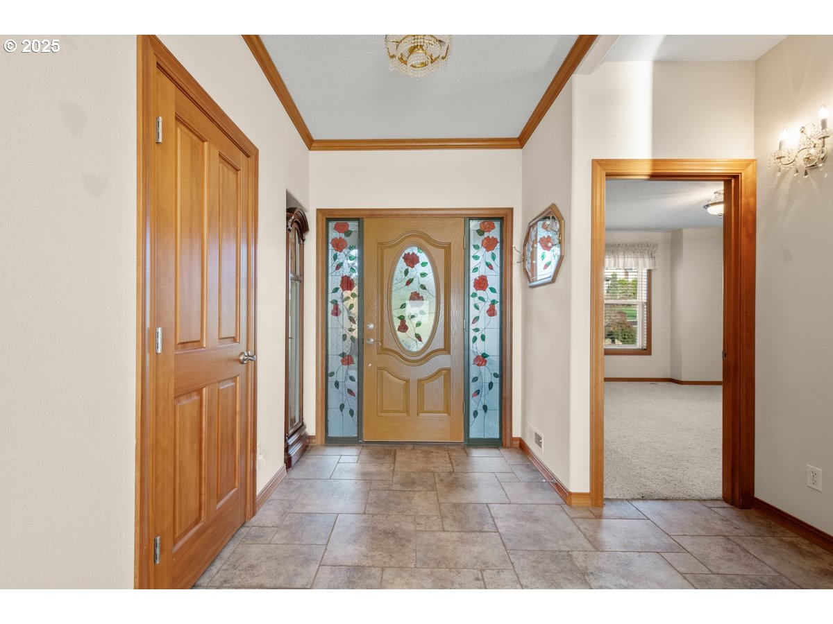 303 Varsity Road Kalama, WA 98625 - Photo 6 of 47 Gallery Image 6
