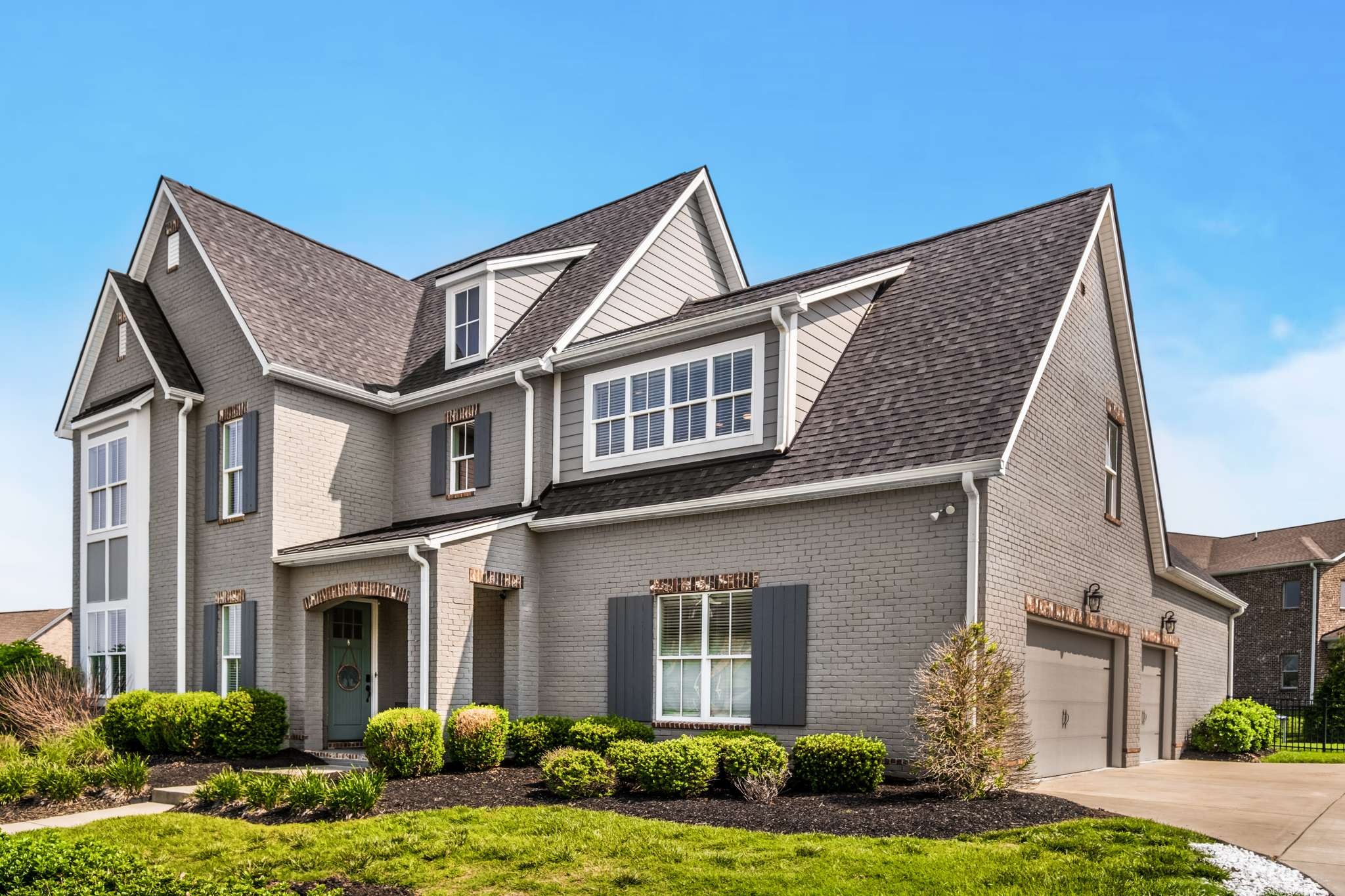 107 Vanner Road Mount Juliet, TN 37122 - Photo 2 of 54 a front view of a house with a yard