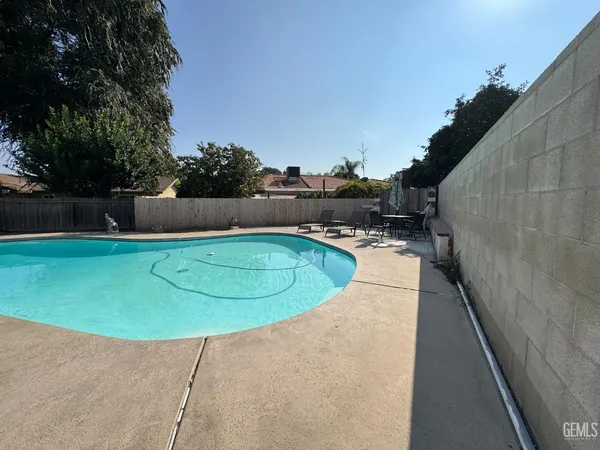 $389,000 | Undisclosed Address, Bakersfield, CA 93309