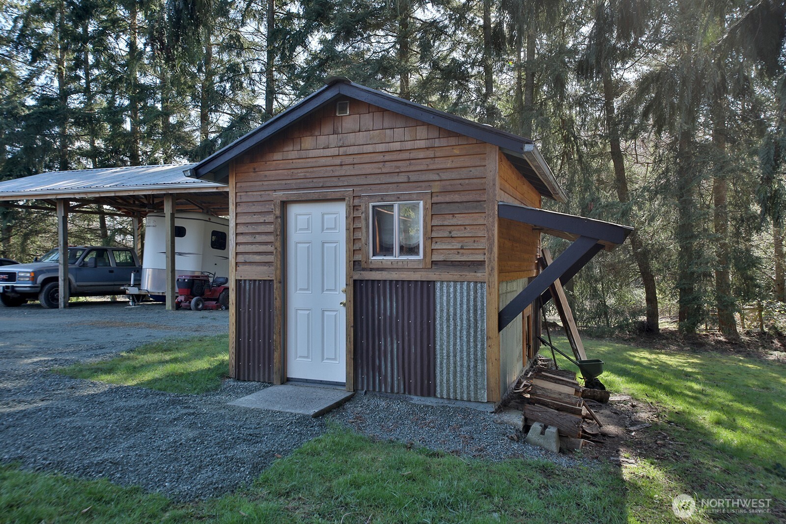 4148 Glendale Road Clinton, WA 98236 - Photo 21 of 39 Gallery Image 21