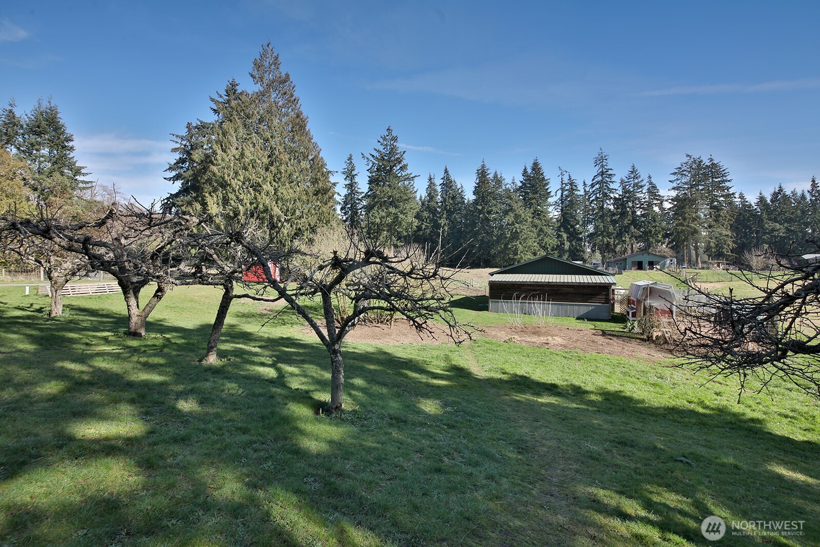 4148 Glendale Road Clinton, WA 98236 - Photo 32 of 39 Gallery Image 32