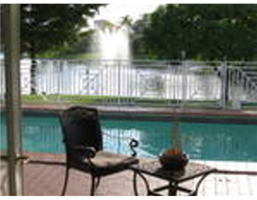 8450 Ardoch Road Miami Lakes, FL 33016 - Photo 20 of 25 Patio/Deck