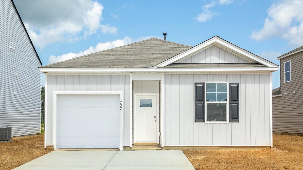 732 Long Blf Road Summerville, SC 29486 - Photo 1 of 36 732 Long Bluff - PH 917_1
