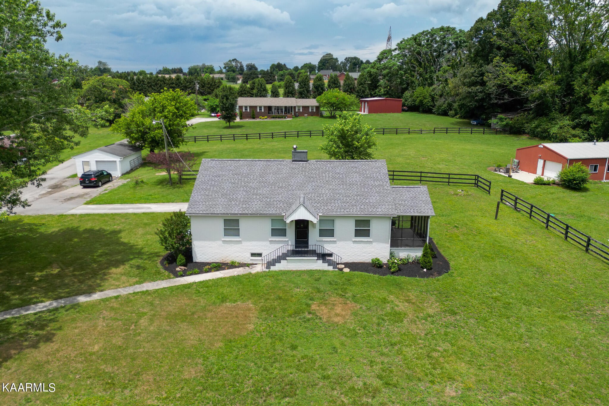 7915 Griffith Road Knoxville, TN 37938 - Photo 1 of 47 Gallery Image 1
