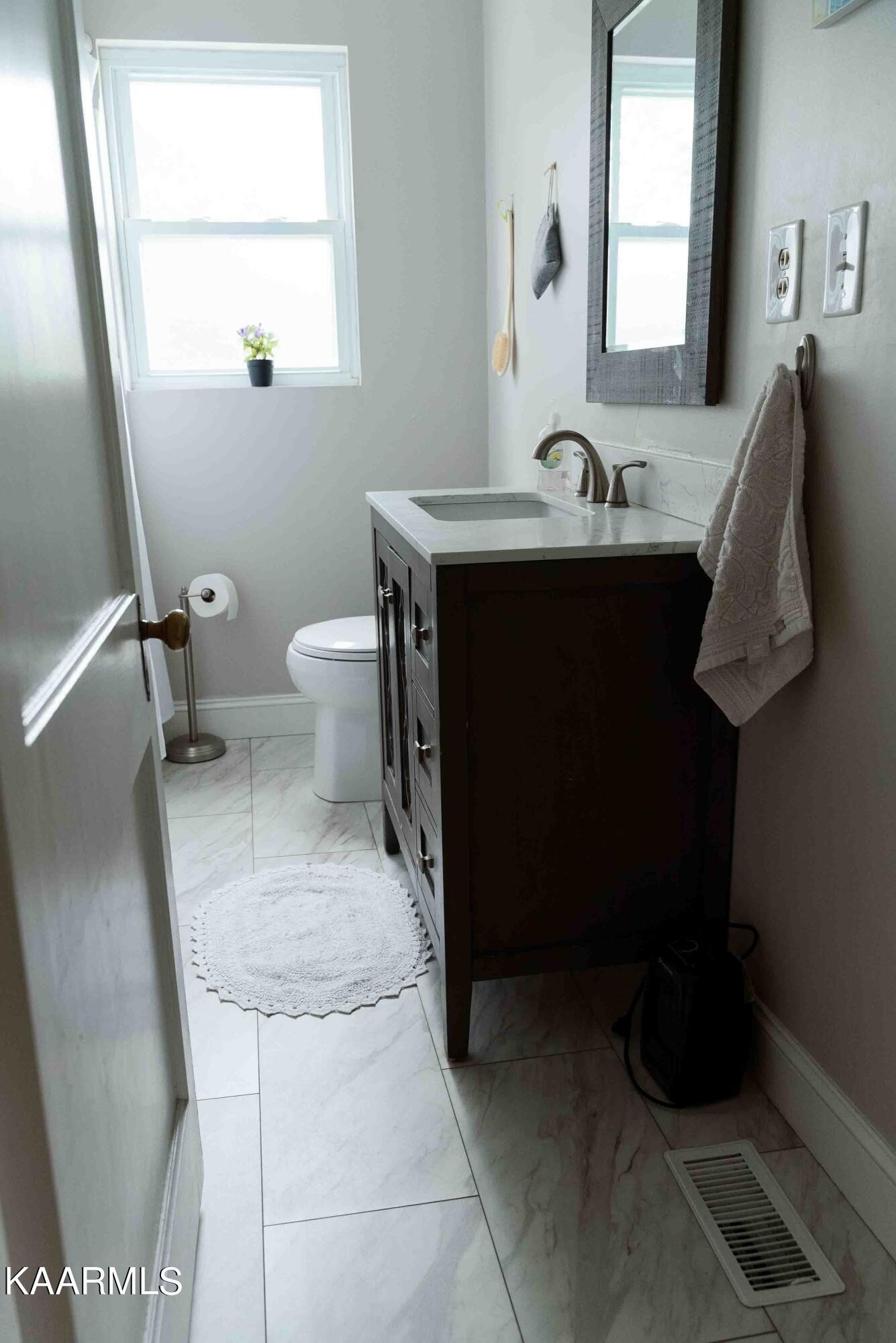 7915 Griffith Road Knoxville, TN 37938 - Photo 11 of 47 Gallery Image 11