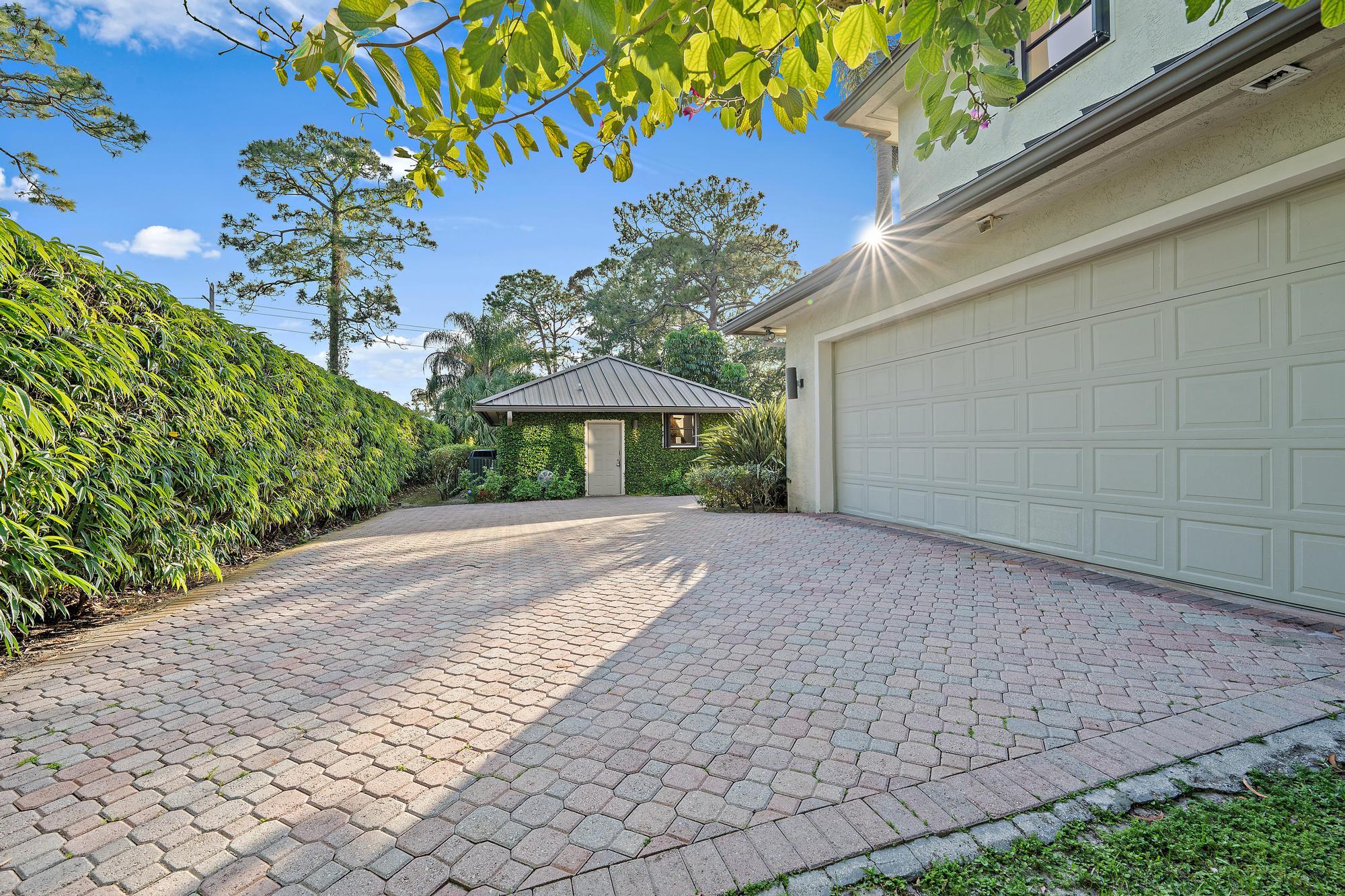 18907 Southeast Loxahatchee River Road Jupiter, FL 33458 - Photo 41 of 55 18907 SE Loxahatchee Rd-12
