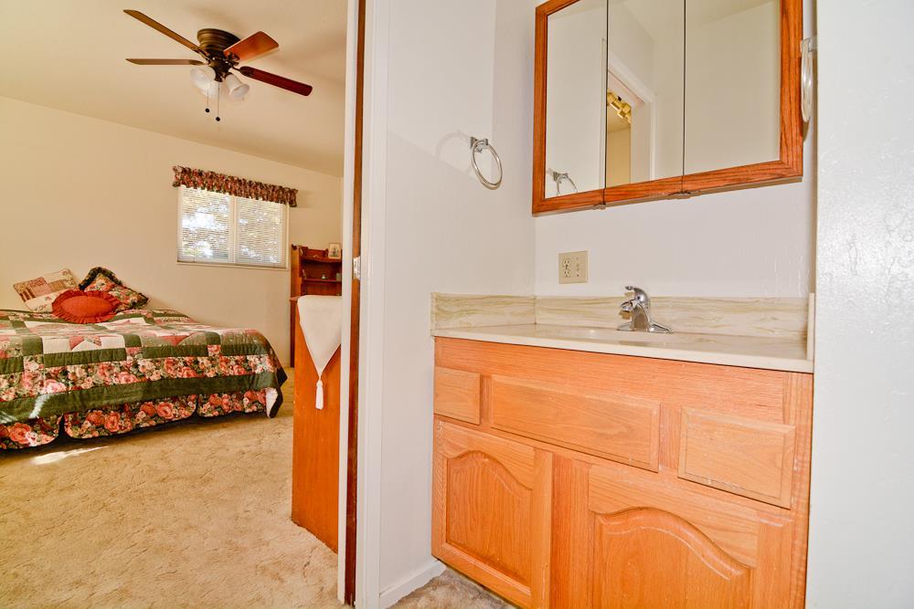 501 Cowden Road Hollister, CA 95023 - Photo 24 of 50