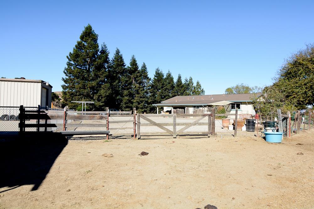 501 Cowden Road Hollister, CA 95023 - Photo 39 of 50