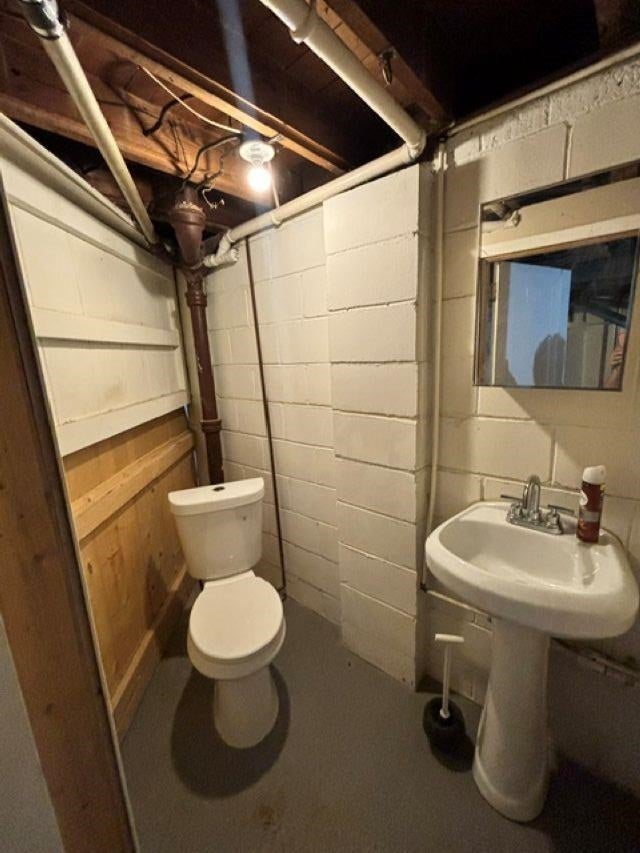 8059 Coolidge Street Center Line, MI 48015 - Photo 27 of 27 Gallery Image 27