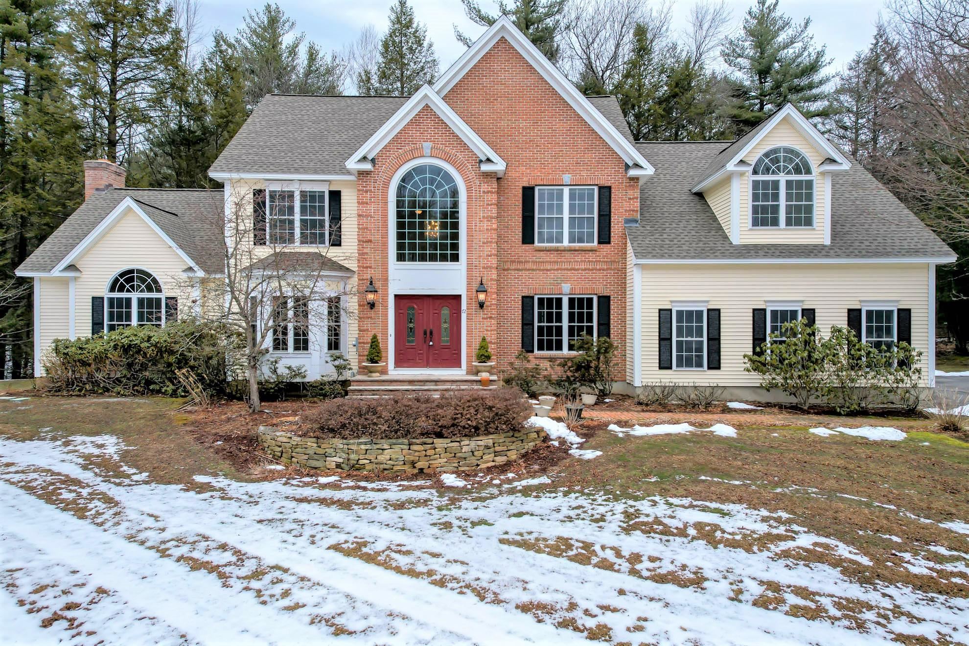 72 Purington Lane Chester, NH 03036 - Photo 1 of 36 Gallery Image 1