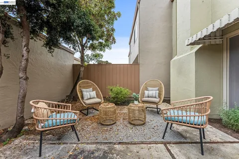 $779,000 | 1130 Fontana Drive, Alameda, CA 94502