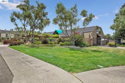 $779,000 | 1130 Fontana Drive, Alameda, CA 94502