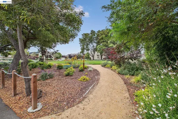 $779,000 | 1130 Fontana Drive, Alameda, CA 94502