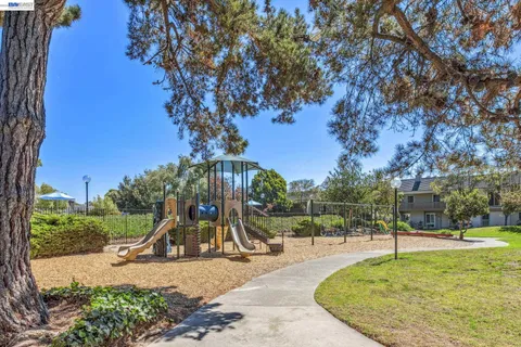 $779,000 | 1130 Fontana Drive, Alameda, CA 94502