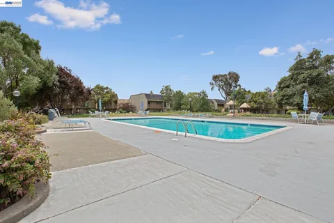 $779,000 | 1130 Fontana Drive, Alameda, CA 94502