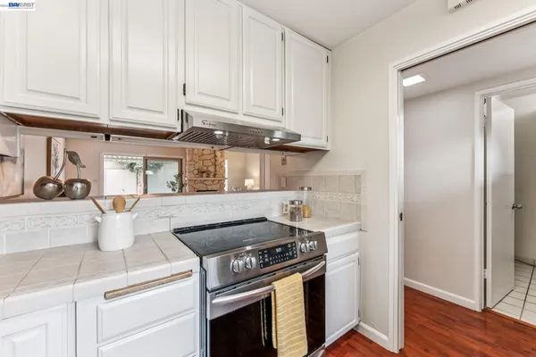 $779,000 | 1130 Fontana Drive, Alameda, CA 94502