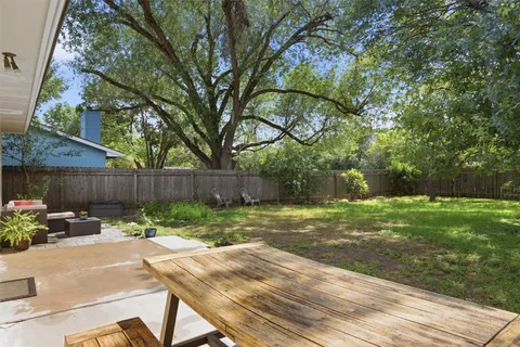 $450,000 | 617 Blackberry Drive, Austin, TX 78745
