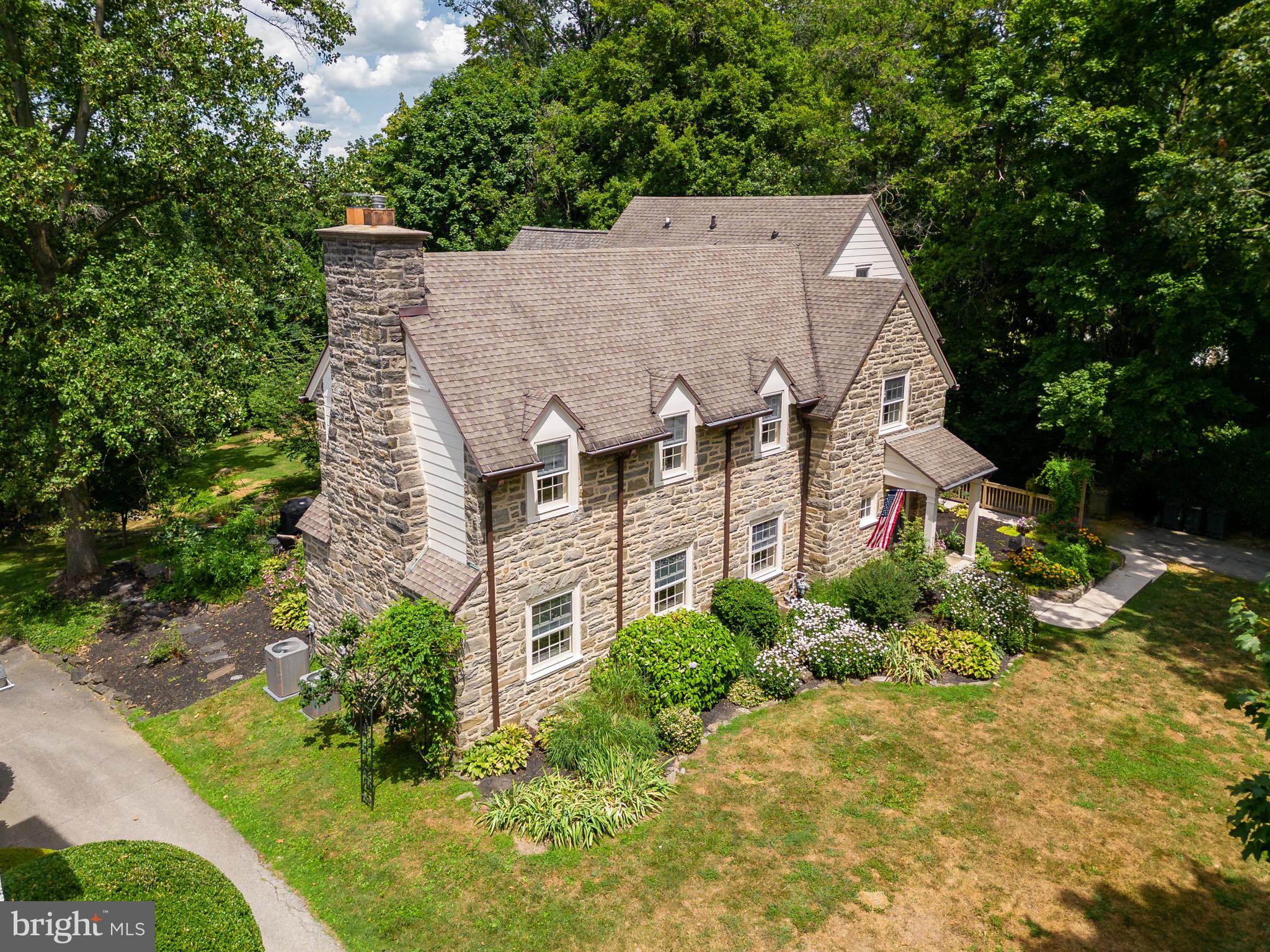 156 Golfview Road Ardmore, PA 19003 - Photo 5 of 87