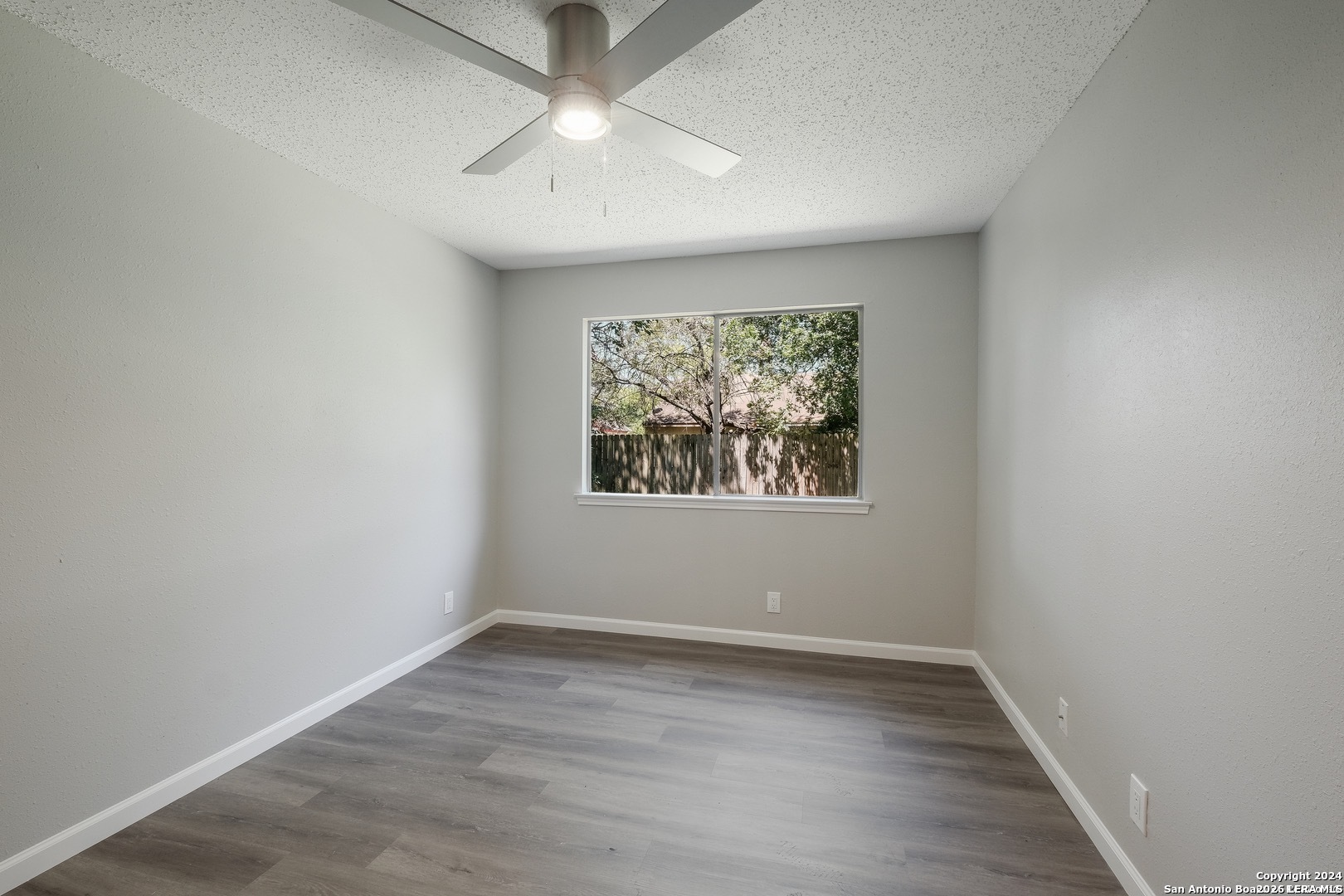 7539 Rimhurst San Antonio, TX 78250 - Photo 5 of 15
