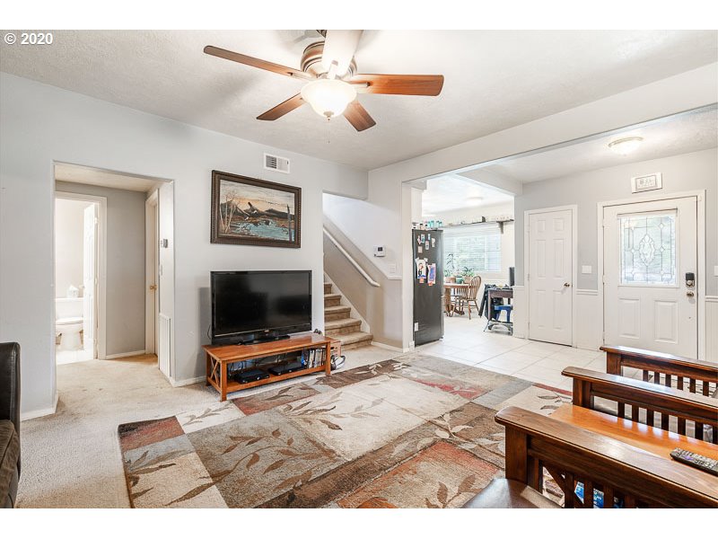 1350 Southwest Ellis Street Dallas, OR 97338 - Photo 30 of 32 Gallery Image 30