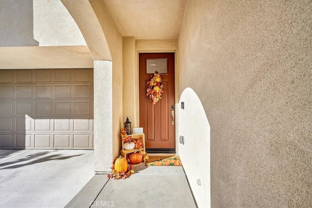 944 Sunlit Lane Costa Mesa, CA 92626 - Photo 4 of 71