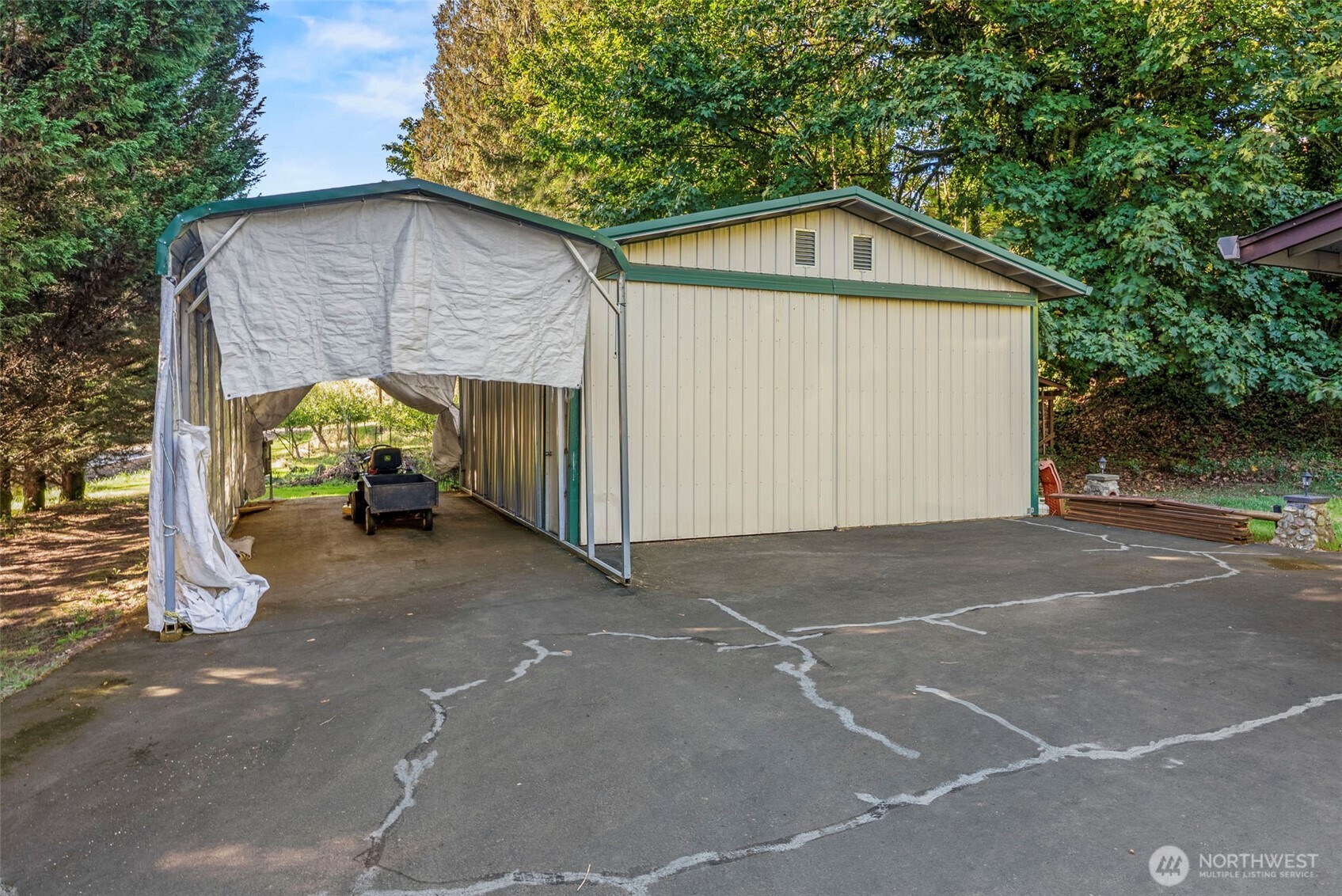 5416 Rose Valley Road Kelso, WA 98626 - Photo 10 of 28 a view of backyard of house