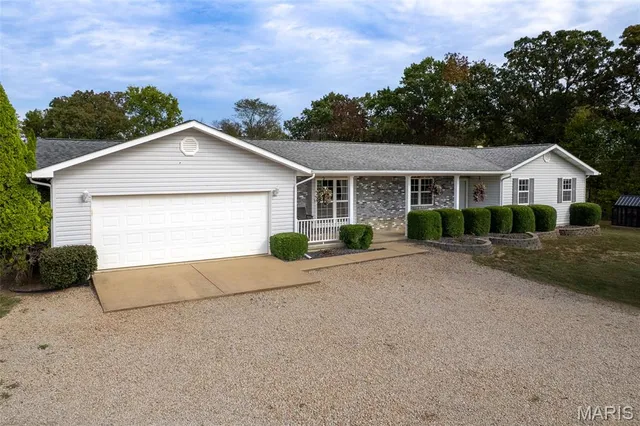 $635,000 | 4325 Hager Road, Bonne Terre, MO 63628