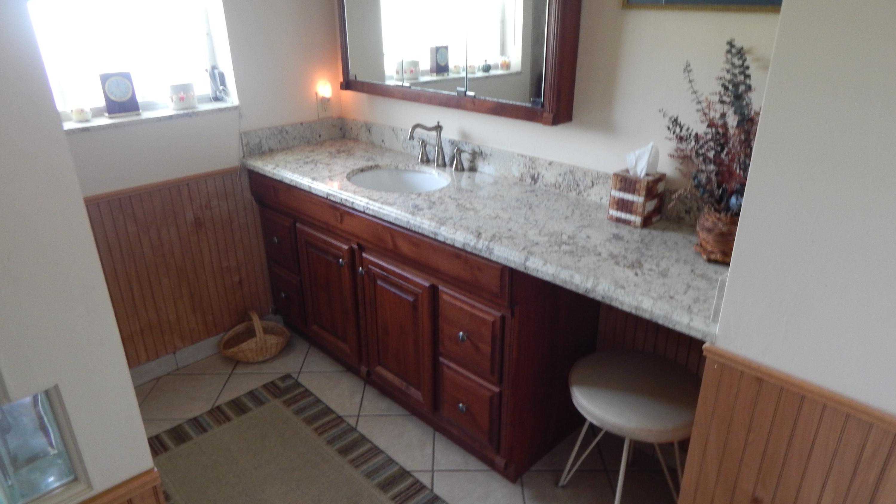 132 Northwest 10th Avenue Boca Raton, FL 33486 - Photo 4 of 9 Bath
