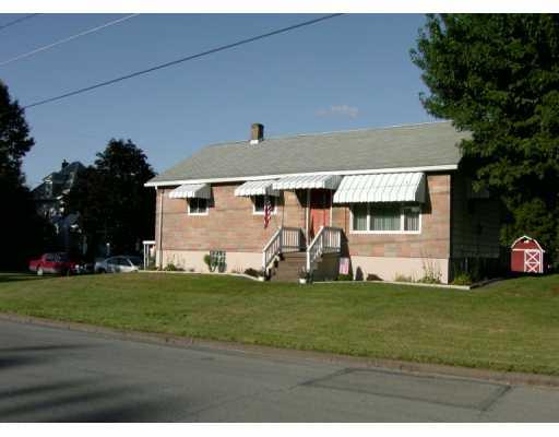 111 Perry Street Prospect, PA 16052 - Photo 1 of 8 Exterior Front.