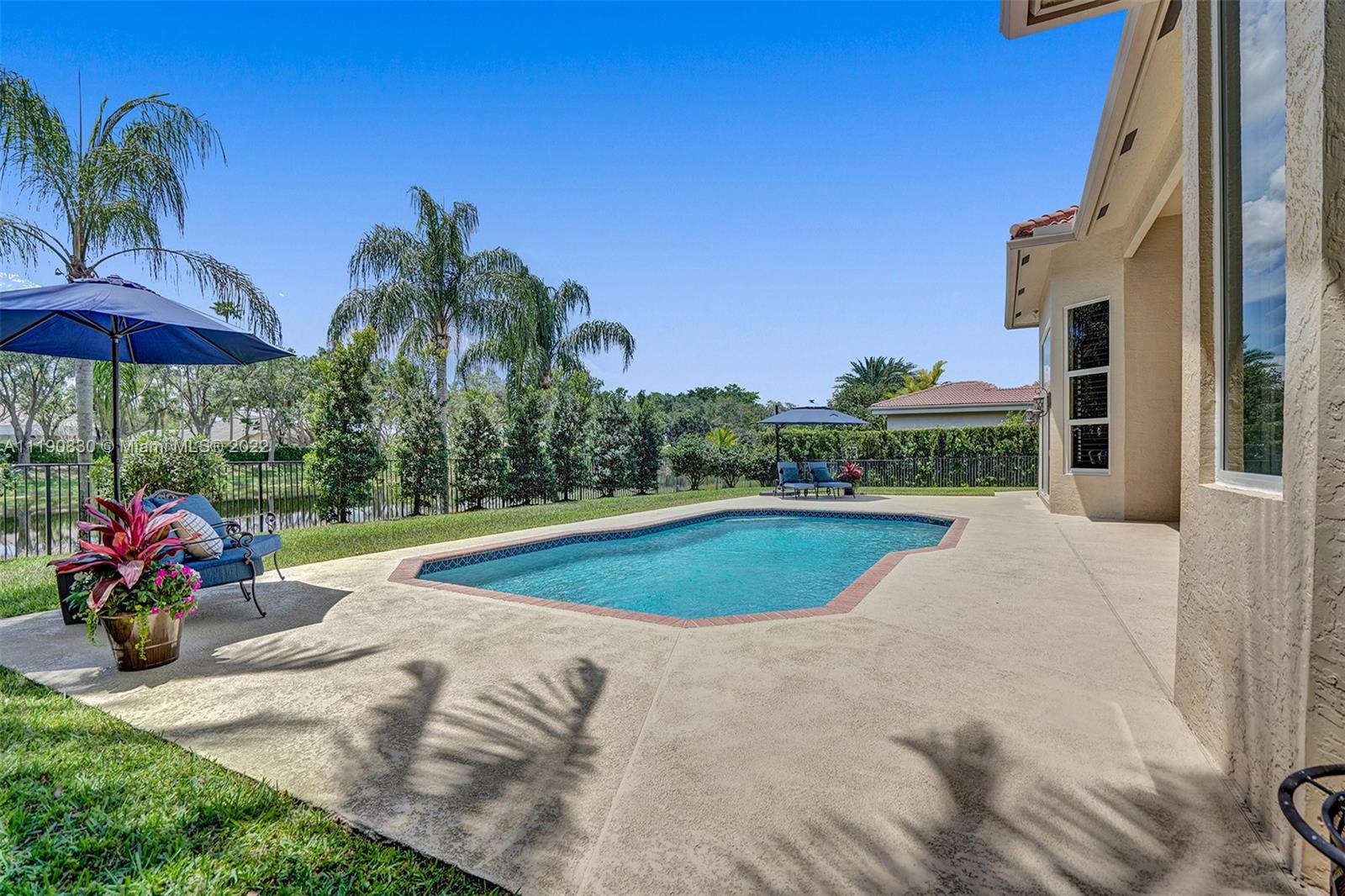 2669 Riviera Manor Weston, FL 33332 - Photo 29 of 33 Gallery Image 29