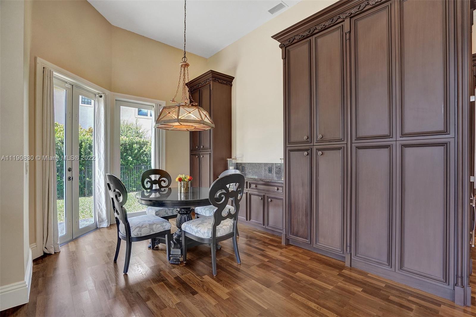 2669 Riviera Manor Weston, FL 33332 - Photo 10 of 33 Gallery Image 10