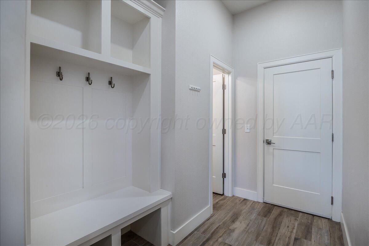6300 Foley Square Street Amarillo, TX 79119 - Photo 10 of 39 Mud Room