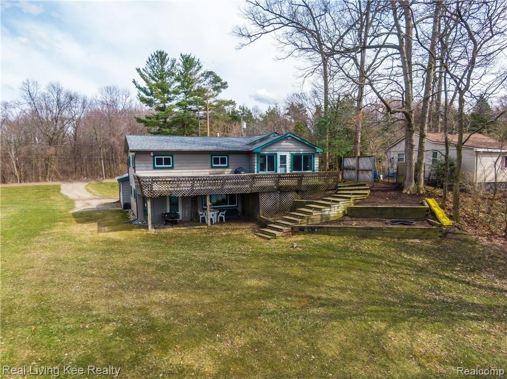 140 Indianside Road Oakland, MI 48363 - Photo 11 of 62 Aerial Exteriors (10 of 12).jpg