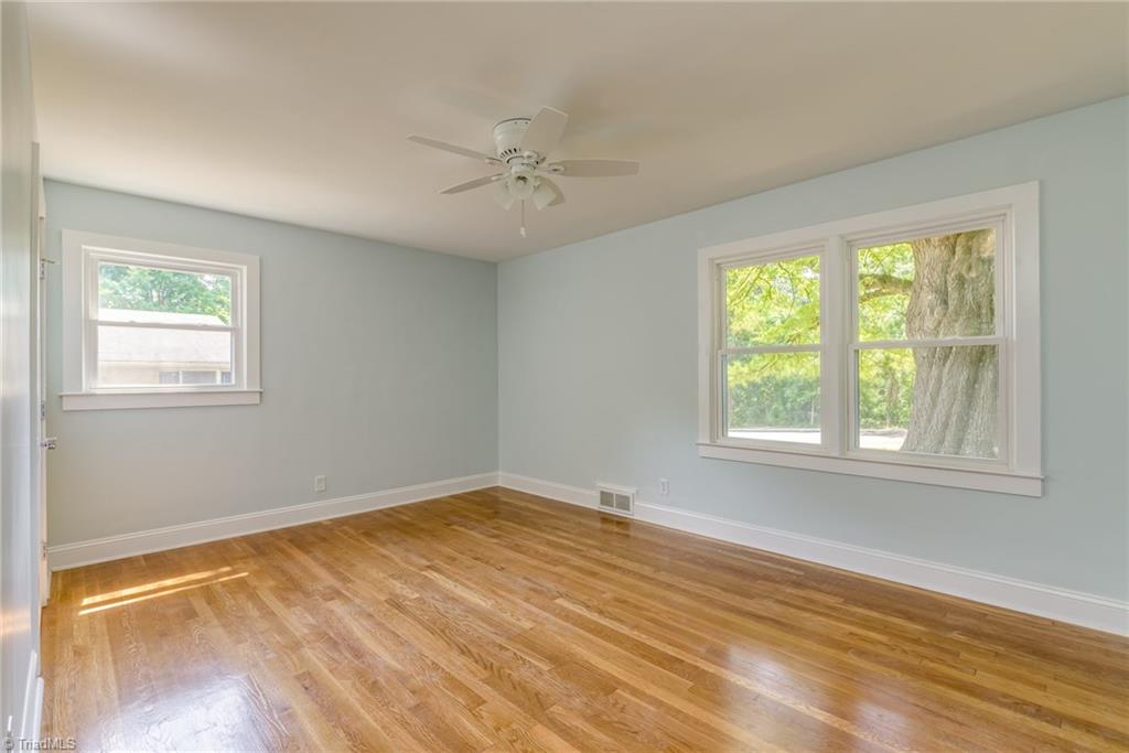 710 Yorkshire Road Winston-Salem, NC 27106 - Photo 11 of 23 Gallery Image 11