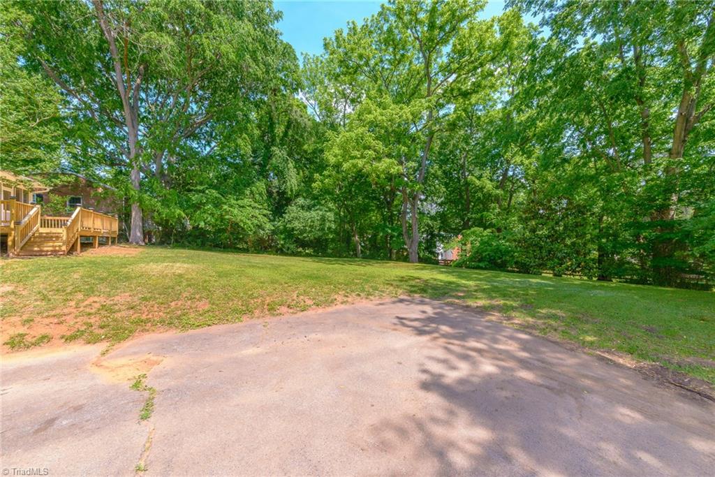 710 Yorkshire Road Winston-Salem, NC 27106 - Photo 22 of 23 Gallery Image 22