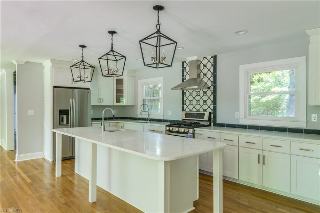 710 Yorkshire Road Winston-Salem, NC 27106 - Photo 5 of 23 Gallery Image 5