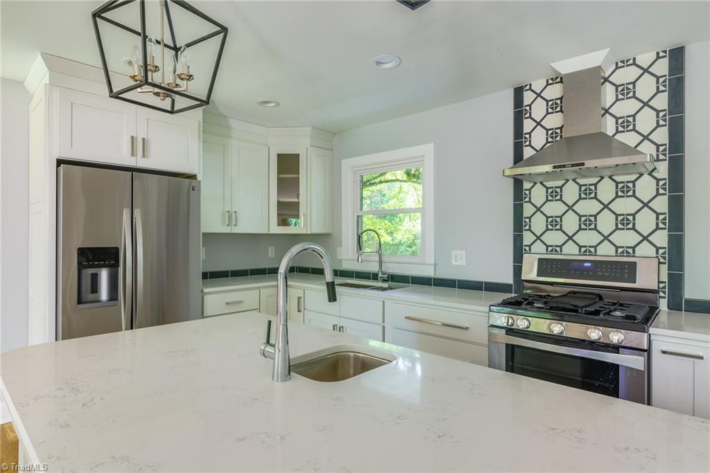 710 Yorkshire Road Winston-Salem, NC 27106 - Photo 6 of 23 Gallery Image 6