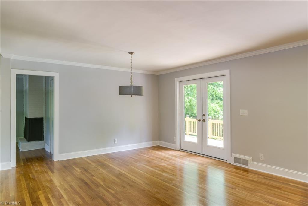 710 Yorkshire Road Winston-Salem, NC 27106 - Photo 9 of 23 Gallery Image 9