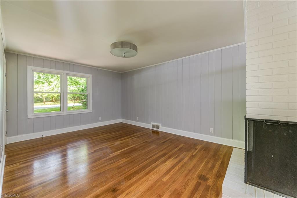 710 Yorkshire Road Winston-Salem, NC 27106 - Photo 10 of 23 Gallery Image 10