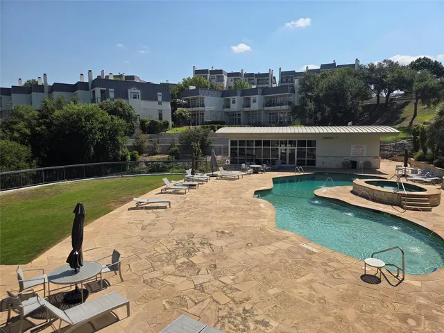 $2,000 | 2918 Ranch Road 620 North, Unit C118, Austin, TX 78734